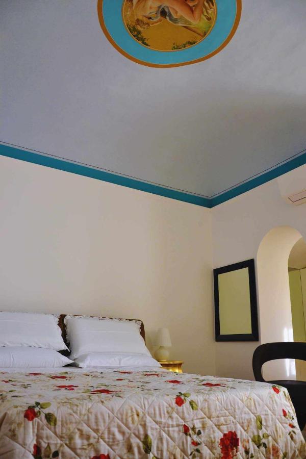 アトリ Beb Cornelia Bed & Breakfast エクステリア 写真